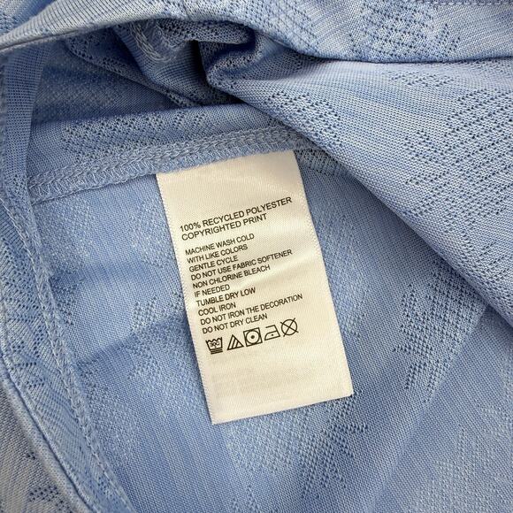 TOMMY BAHAMA Womens Island Zone V-Neck T- Shirt Size S Blue Pineapple Summer - Picture 5 of 7